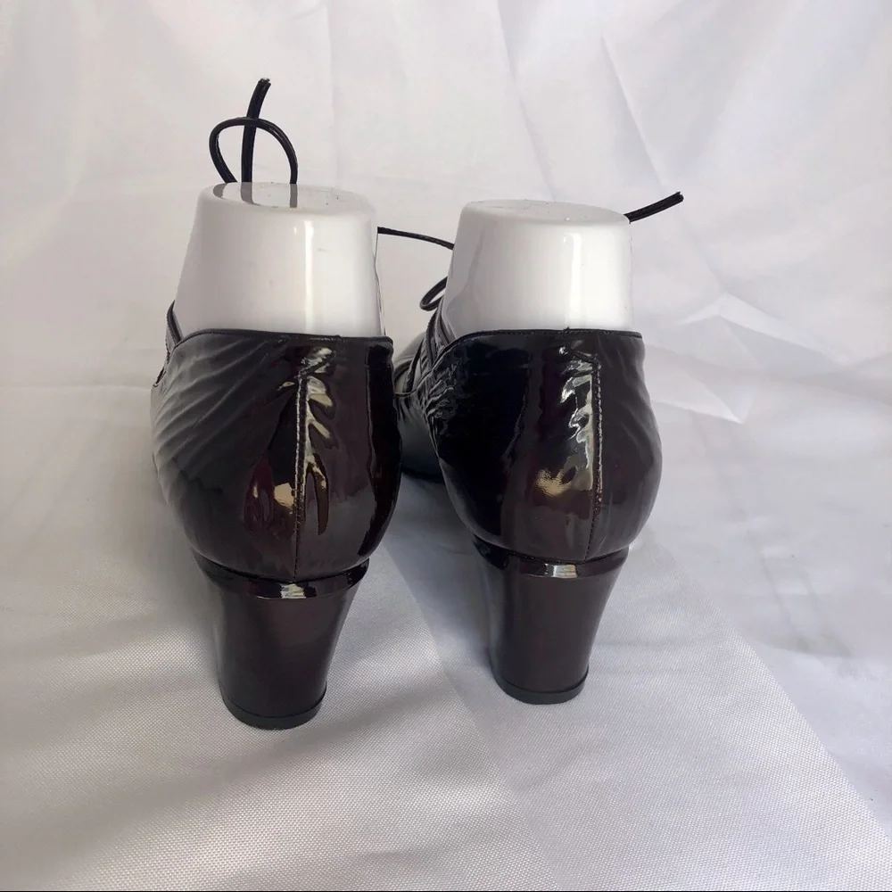 Ombeline black cherry patent leather Cuban heels - Picture 5 of 13